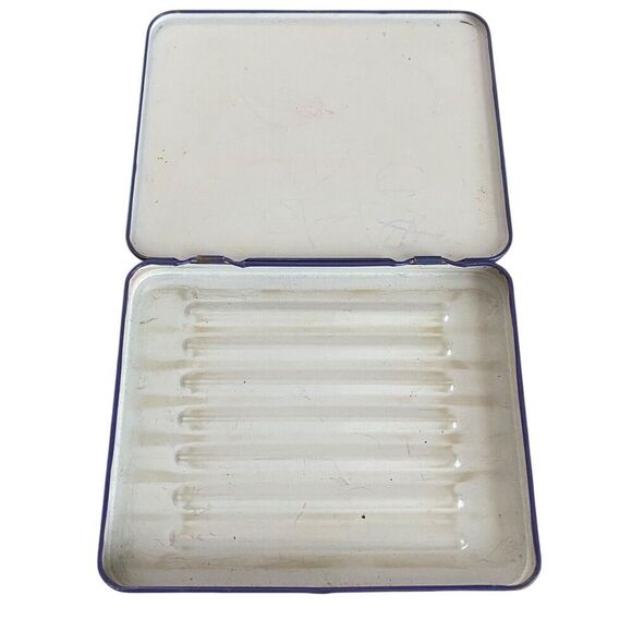 Vintage Milton Bradley Company Drawing Crayons and Blue Metal Tin - Picture 5 of 9